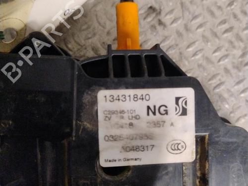 front-right-lock-opel-corsa-e-x15-2014-32075604 main image