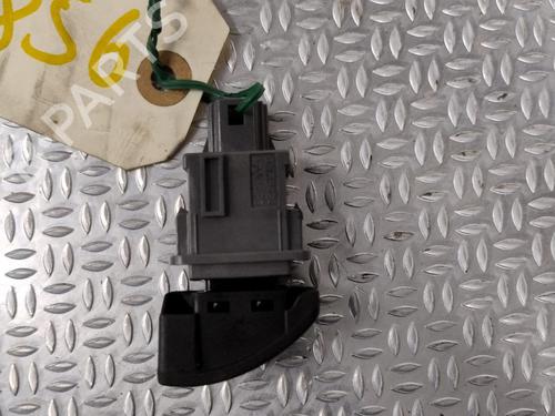 Used Warning switch TOYOTA C-HR (_X1_) 1.8 Hybrid (ZYX10_, ZYX11_, ZYX10R, ZYX11R) (122 hp) 26450086