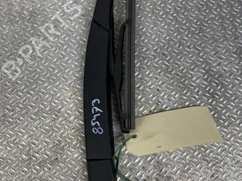 Used Rear windshield wiper arm DS DS 3 / DS 3 CROSSBACK (UR_, UC_, UJ_) E-TENSE (UZZKXZ) (136 hp) 24101625