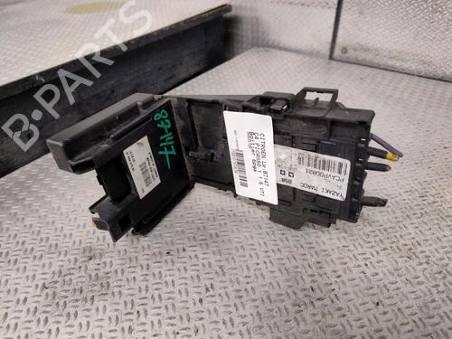 Used Fuse box CITROËN C4 Picasso I MPV (UD_) 1.6 VTi 120 (120 hp) 30740236