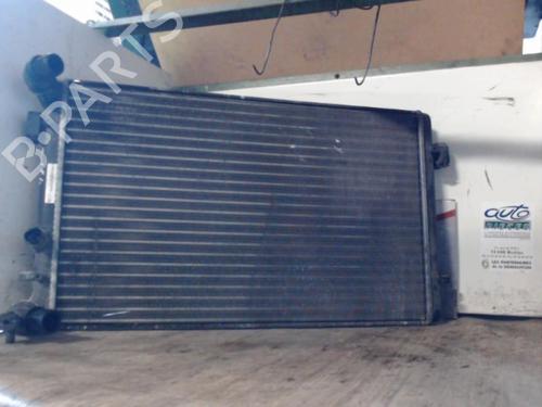 Used Water radiator VW GOLF IV (1J1) 1.4 16V (75 hp) 24068388