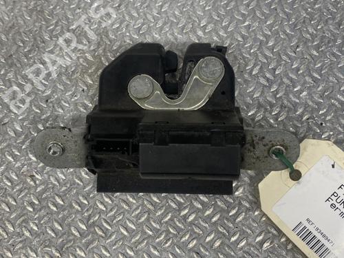 electronic-module-fiat-punto-199_-2012-24101518 main image