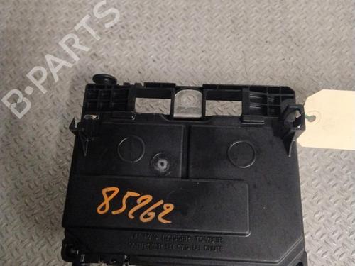 Used Fuse box Fuse box PEUGEOT 407 Coupe (6C_) 2.7 HDi (204 hp) 33679196 33679196