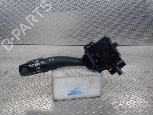 Used Steering column stalk HYUNDAI SANTA FÉ II (CM) 2.2 CRDi GLS 4x4 (150 hp) 24075805