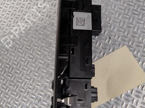 Used Left front window switch Left front window switch PEUGEOT 2008 I (CU_) 1.2 THP 110 / PureTech 110 (110 hp) 25704017 25704017