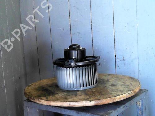 Used Heater blower motor Heater blower motor TOYOTA YARIS (_P1_) 1.0 (SCP10_, SCP10R) (65 hp) 24063141 24063141