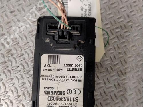 Card reader RENAULT SCÉNIC II (JM0/1_) 1.6 16V (JM1R) | BP30164027E4
