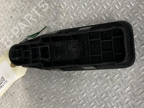 Used Switch Switch CITROËN JUMPY II Van 2.0 HDi 125 (128 hp) 24060460 24060460