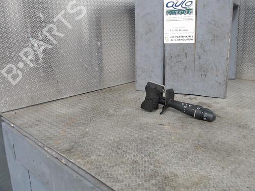 Used Steering column stalk RENAULT CLIO II (BB_, CB_) 1.5 dCi (B/CB07) (65 hp) 24080325