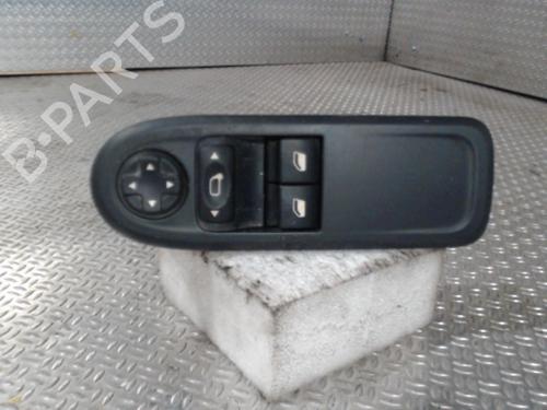 Used Left front window switch Left front window switch PEUGEOT 308 I (4A_, 4C_) [2007-2016] 24072097 24072097