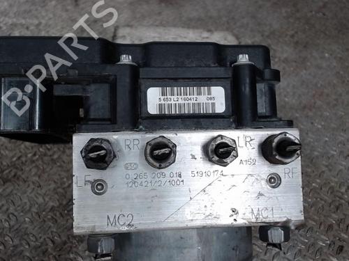 Used ABS pump ABS pump FIAT GRANDE PUNTO (199_) 1.3 D Multijet (75 hp) 30483773 30483773