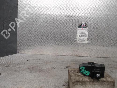 switch-citroen-c4-spacetourer-3d_-2018-24095934 main image