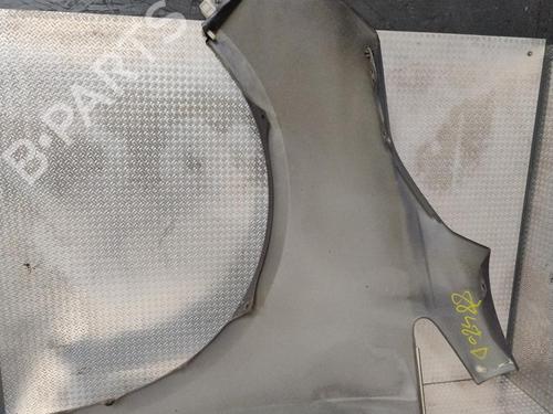 Forkjerm høyre MITSUBISHI GRANDIS (NA_W) 2.0 DI-D (NA8W) (140 hp) 29644492