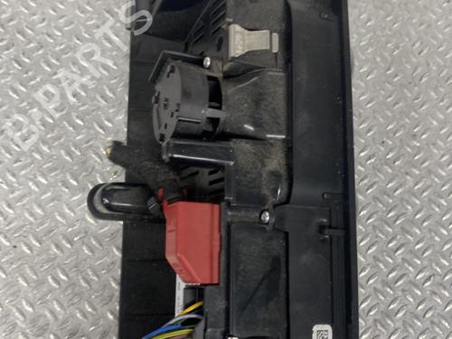 Used Climate control AUDI A1 (8X1, 8XK) 1.6 TDI (90 hp) 24098555
