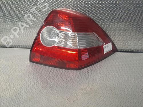 right-taillight-renault-megane-ii-saloon-lm01_-2003-24068958 main image