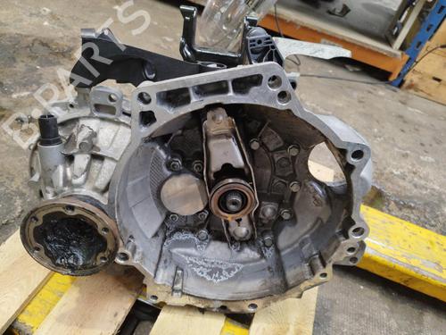 Boîte de vitesses AUDI A1 (8X1, 8XK) 1.6 TDI (90 hp) 28087837