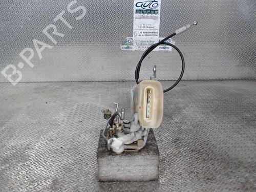 Høyre foran lås TOYOTA YARIS (_P1_) 1.0 (SCP10_, SCP10R) (68 hp) 24078153