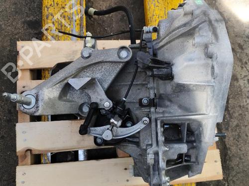 Gearbox RENAULT TWINGO III (BCM_, BCA_) 0.9 TCe 95 | BP35887602M3 - Image 1