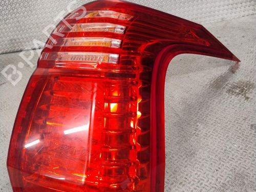 right-taillight-peugeot-5008-0u_-0e_-2009-2010-2011-2012-2013-2014-2015-2016-2017-32354141 main image