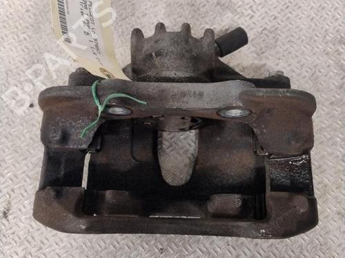 Used Right front brake caliper Right front brake caliper PEUGEOT 308 I (4A_, 4C_) 1.6 HDi (109 hp) 25858481 25858481