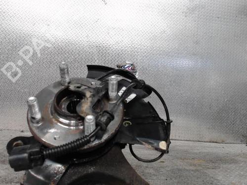 Used Left front steering knuckle HYUNDAI i20 I (PB, PBT) 1.4 CRDi (75 hp) 24092208