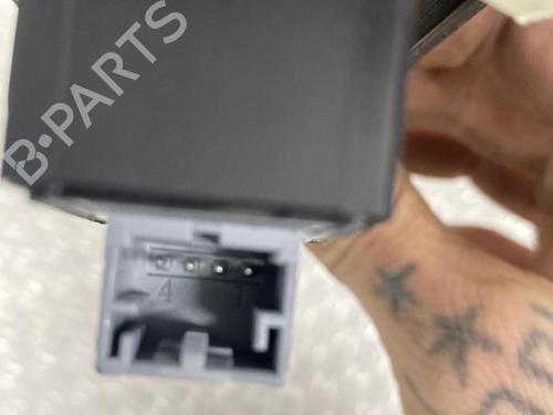 Used Switch Switch AUDI A1 (8X1, 8XK) 1.6 TDI (90 hp) 24101329 24101329