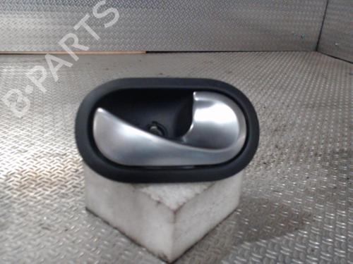 Used Front right interior door handle RENAULT CLIO III (BR0/1, CR0/1) 1.5 dCi (BR0H, CR0H, CR1S, BR1S) (106 hp) 24071864