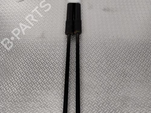 Used Tailgate lift support PEUGEOT 5008 II (MC_, MJ_, MR_, M4_) 1.5 BlueHDi 130 (MCYHZJ, MCYHZR, MCYHZX) (131 hp) 29264337