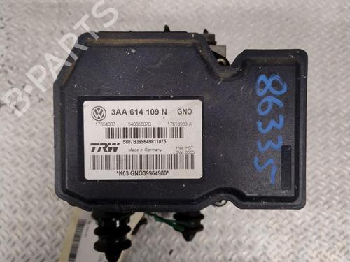 Used ABS pump ABS pump VW PASSAT CC B6 (357) 2.0 TDI (140 hp) 30740110 30740110