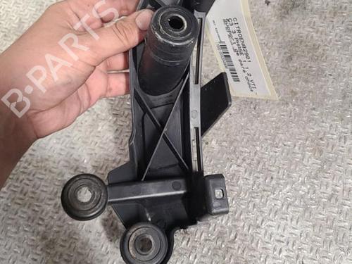 rear-bumper-bracket-citroen-c3-iii-sx-2016-24100597 main image