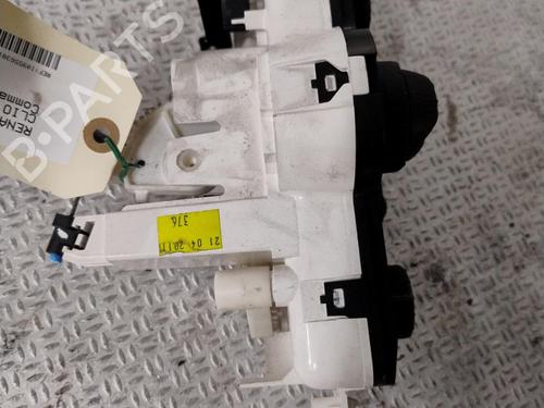 Used Climate control RENAULT CLIO III (BR0/1, CR0/1) 1.5 dCi (88 hp) 28087782