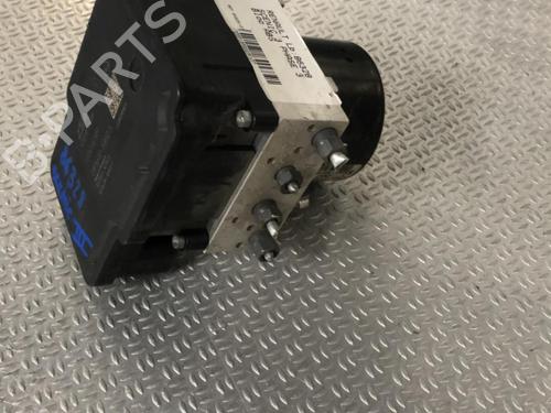 Used ABS pump RENAULT SCÉNIC III (JZ0/1_) 1.5 dCi (110 hp) 30740293