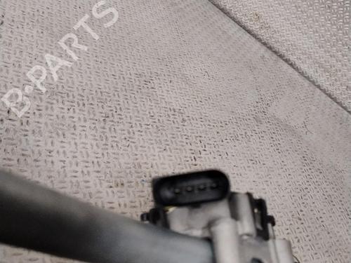 Used Front wiper motor CITROËN C4 III (BA_, BB_, BC_) ë-C4 (BCZKXC, BZCKSC) (136 hp) 30651691