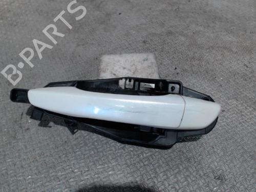 Used Rear left exterior door handle PEUGEOT 5008 II (MC_, MJ_, MR_, M4_) 1.5 BlueHDi 130 (MCYHZJ, MCYHZR, MCYHZX) (131 hp) 24085265