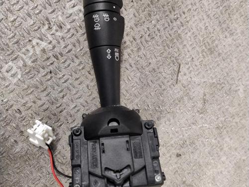 Steering column stalk RENAULT CLIO IV (BH_) 1.5 dCi 75 | BP32004797I23