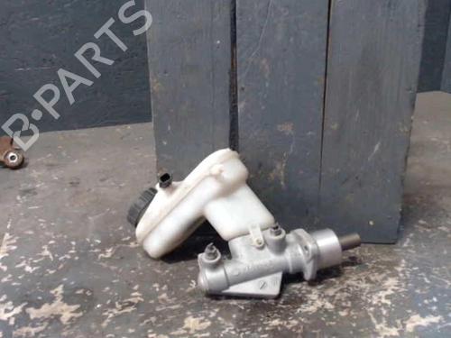 Used Brake master cylinder RENAULT TWINGO II (CN0_) 1.5 dCi (CN0E) (64 hp) 24068699