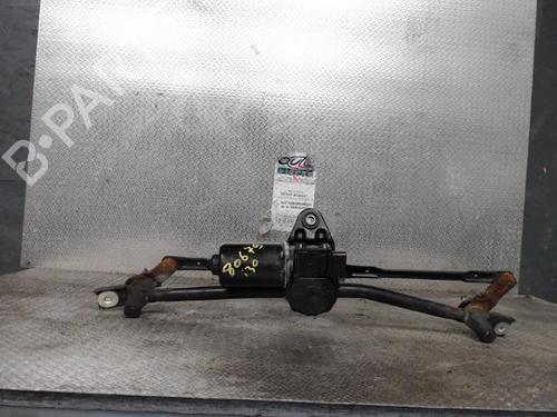 Used Front wiper motor HYUNDAI i30 (FD) 1.6 CRDi (90 hp) 24088681