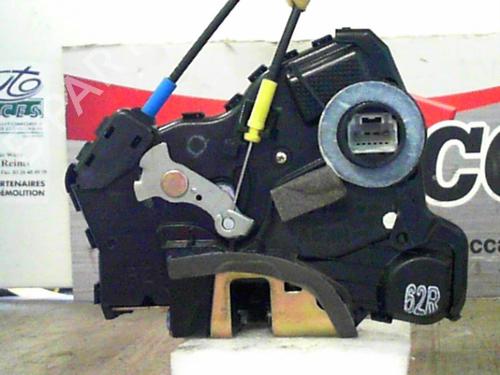Used Front right lock TOYOTA COROLLA Verso (ZER_, ZZE12_, R1_) 2.0 D-4D (CUR10_, CUR10R) (116 hp) 24067475