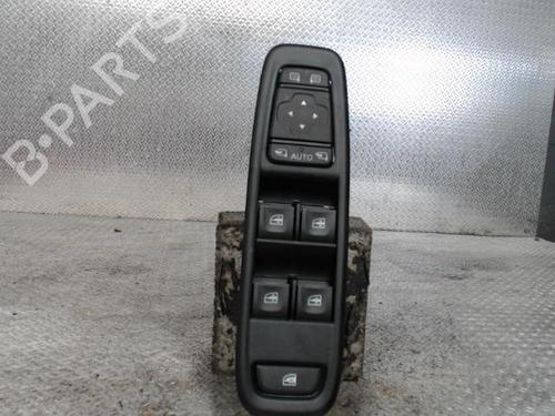 Used Left front window switch Left front window switch TOYOTA YARIS (_P9_) 1.4 D-4D (NLP90_, NLP90R) (90 hp) 36463346 36463346