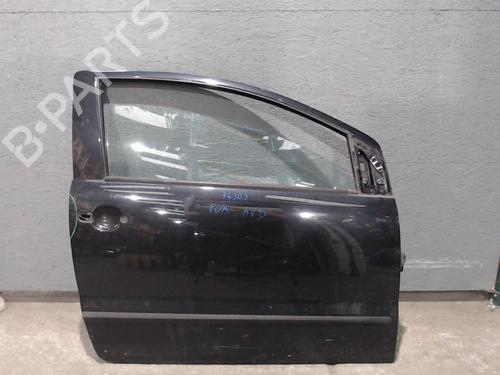 Used Right front door Right front door 24077573 24077573