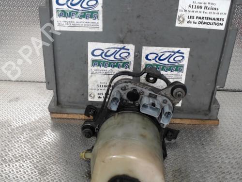 Used Steering pump Steering pump FORD FOCUS II (DA_, HCP, DP) 1.6 TDCi (109 hp) 24072208 24072208