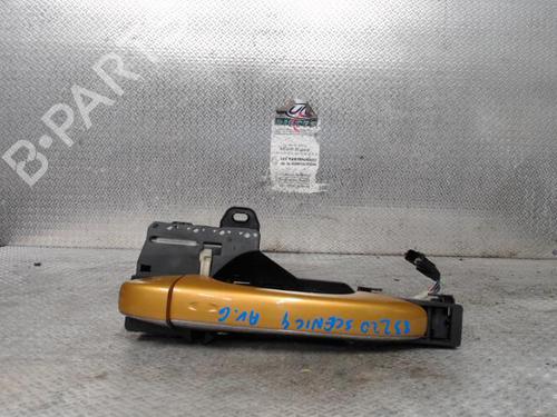 Used Front left exterior door handle RENAULT SCÉNIC IV (J9_) 1.5 dCi 110 Hybrid Assist (J9AE) (110 hp) 24095428