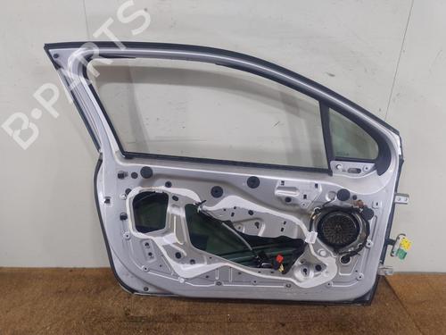 Used Left front door PEUGEOT 208 I (CA_, CC_) 1.6 HDi (92 hp) 31324754