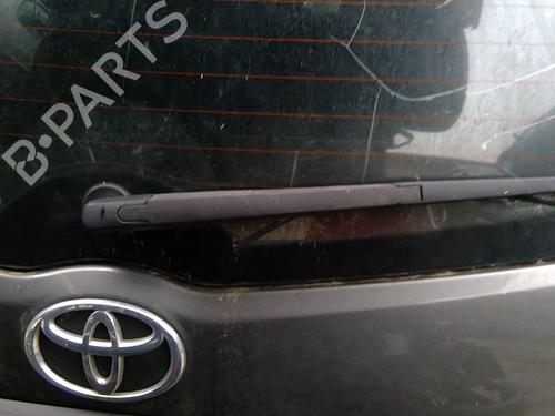 Bras d'essuie-glace arrière TOYOTA COROLLA Verso (ZER_, ZZE12_, R1_) 2.2 D-4D (AUR10_, AUR10R) (136 hp) 24076742