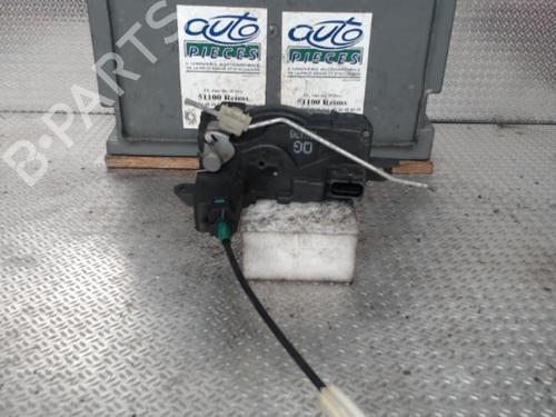 Used Front right lock OPEL ZAFIRA / ZAFIRA FAMILY B (A05) 1.9 CDTI (M75) (100 hp) 24071135