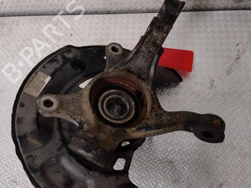 Used Right front steering knuckle Right front steering knuckle TOYOTA YARIS (_P13_) 1.5 Hybrid (NHP130_, NHP130) (101 hp) 30265451 30265451