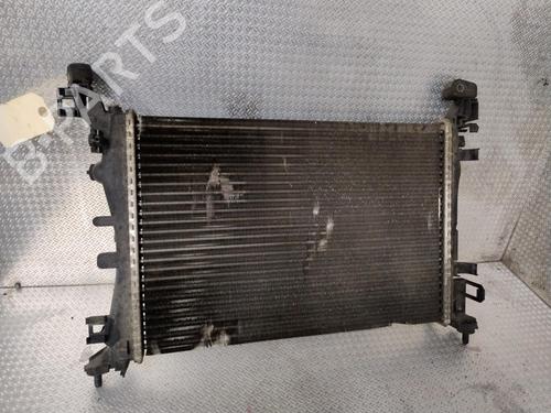 Used Water radiator Water radiator 28484085 28484085