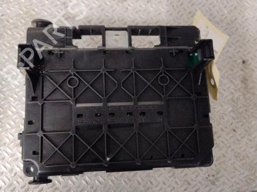 Used Fuse box Fuse box CITROËN XSARA PICASSO (N68) 1.6 HDi (109 hp) 30333132 30333132