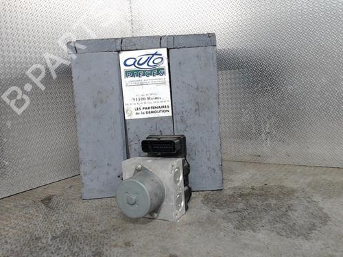 Used ABS pump FORD S-MAX (WA6) 2.0 TDCi (136 hp) 30483740