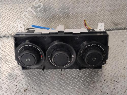 Used Climate control CITROËN C3 Picasso (SH_) 1.4 VTi 95 (SH8FSC, SH8FP0, SH8FP6) (95 hp) 25826728